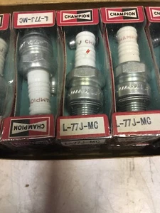 Champion Spark Plugs L-77J-MC (10) - Imagen 1 de 2