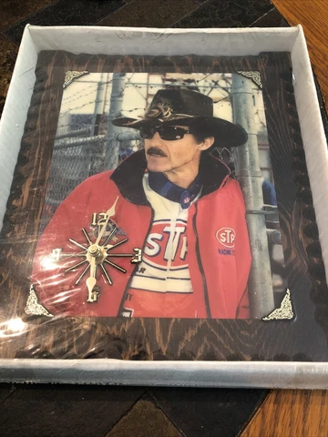 Richard Petty NASCAR Brand New Racing Reflections Sealed Wall Clock Wooden 11x12 Cover