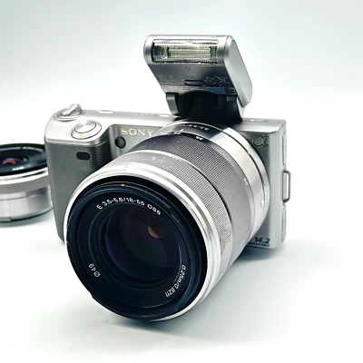 SONY Alpha NEX-5 F3.5-5.6 18-55mm F2.8 16mm Mirrorless Camera From Japan - Image 1 of 4