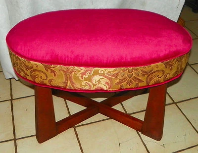 Banco/banqueta oval de cereja meados do século (VB-46) - Imagem 1 de 4