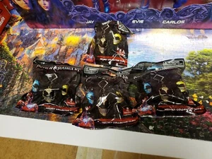 Power Rangers Helmet Collector Clips - Lot of 4!!! - 3 Sealed & 1 Open - Picture 1 of 1