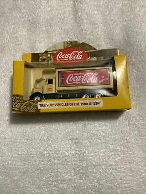 Lledo Coca Cola 1937 SCAMMEL 6.WHEELER “Delivery Vehicles Of The 1920s & 1930s” - Image 1 of 4