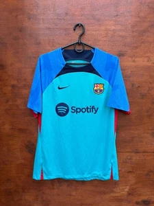 FC BARCELONA 2022/2023 TRAINING FOOTBALL BREATHE STRIKE SHIRT NIKE SIZE L ADULT - Picture 1 of 8
