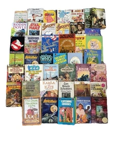 Childrens Vintage Books Bundle X 41 Paperbacks Varied Conditions And Eras D6 - Imagen 1 de 22