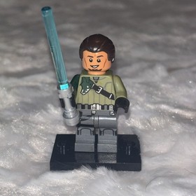LEGO Kanan Jarrus - Dark Brown Hair - SW0602 75141 75084 with Lightsaber