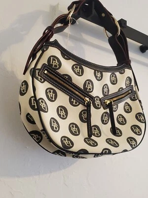 ❤️ Brand New DOONEY & BOURKE circle hobo purse handbag - Image 1 of 4