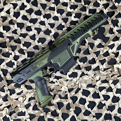 NUEVA pistola de paintball Dye Assault Matrix DAM - Forest Fade Foto 1 de 4