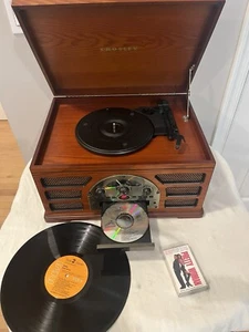 Crosley Rochester CR66 5-in-1 Record Player Turntable Cassette CD AM FM Radio - Picture 1 of 15