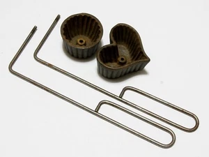 Griswold Patty Molds Vintage Cast Iron Cooking No. 2 Heart & Round-Deep Pattern - Picture 1 of 6
