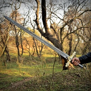 King Arthur's Sword – Exquisite Damascus Steel Longsword with Decorative Hilt - Picture 1 of 11