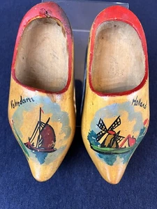 Vintage Holland Carved Wooden Dutch Clogs Mini 7” Handcrafted Painted Child 1960 - Picture 1 of 8
