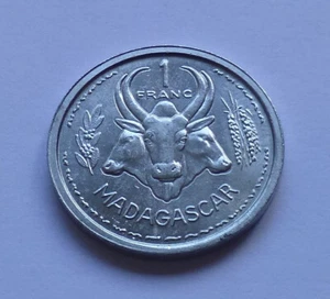 Madagascar 1 Franc 1958, Conjoined ox heads - Picture 1 of 2