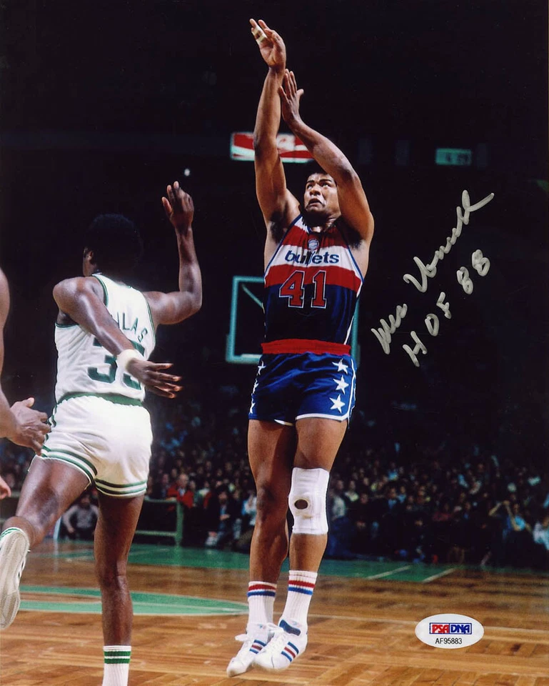 Wes Unseld SIGNED 8x10 Photo + HOF 88 Washington Bullets PSA/DNA AUTOGRAPHED - Image 1 of 1