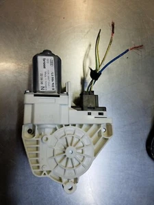 OEM AUDI Q7 3.6 06 07 08 09 WINDOW MOTOR WITH WIRES RIGHT FRONT PASS RH DOOR 5B - Picture 1 of 6