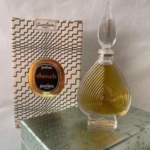Perfume Guerlain Chamade 1/4 floz / 7,5 ml descontinuado sin usar con fragancia en caja - Imagen 1 de 10
