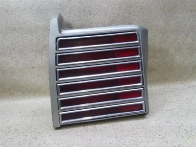 Luz trasera izquierda para conductor para 78 PONTIAC GRAND PRIX Y67-191172 Foto 1 de 4
