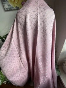 Louis Vuitton Monogram Wrap Shawl - Picture 1 of 15
