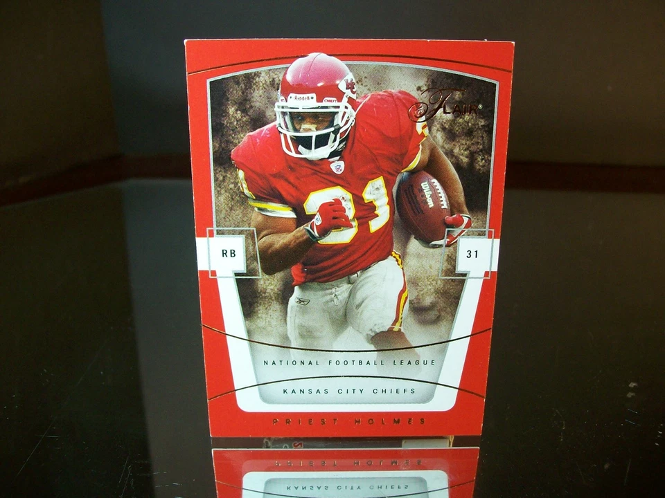 Priest Holmes Fleer Flair 2004 Card #9 Kansas City Chiefs NFL Football - Image 1 of 1