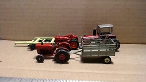 5 Diecast Farm Tractors/equipment 1:64 - ERTL, Husky - Farmall, Ford, MF - Picture 1 of 5