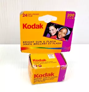 Kodak Gold ISO 200/24 Belichtungsfilm 35 mm versiegelt 2 Rollen ABGELAUFEN 1/06 8/04 - Bild 1 von 7