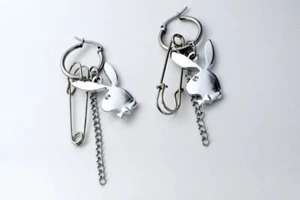 Playboy Bunny Safety Pin Dangle Earrings - Picture 1 of 4