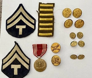 Spille, toppe e bottoni esercito seconda guerra mondiale: artiglieria-buona condotta-tecnico 5° grado - Foto 1 di 15