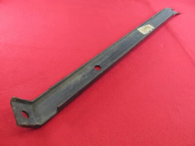 НОВЫЙ ИЗ СТАРЫХ ЗАПАСОВ 1968 OLDS LH ПЕРЕДНИЙ БАМПЕР СКОБА 88 98 DELMONT ПРАЗДНИК РОСКОШЬ ГОРОД GM # 397723 - Изображение 1 из 4