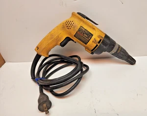 DeWalt DW260 VSR Depth Sensitive Deck/Drywall Screwdriver 120V 0-2500 Max RPM - Picture 1 of 5