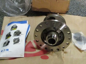 Eaton Detroit Truetac model EAT912A569 Limited Slip Differential New in open Box - Picture 1 of 8