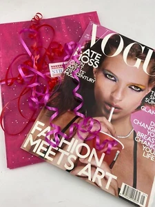 VOGUE MAGAZINE 2000 May Kate Moss FREE GIFT WRAP Fast dispatch - Picture 1 of 10