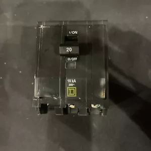 Disyuntor Square D QO320 3 polos 20 amperios tipo QO - Imagen 1 de 7