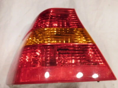 2002 2003 2004 2005 BMW 325i 330i Sedan OEM lanterna traseira lateral esquerda LH - Imagem 1 de 4