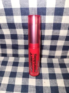 ALL NEW Candy Apple Red SHIMMER Nourishing Lip Tint 0.08 oz Bath & Body Works - Picture 1 of 1