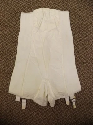 Goma De Colección Años 50 60 NUEVO Cintura Alta Pierna Larga Modeladora Faja Ligas Bragas S 25/26 Foto 1 de 4