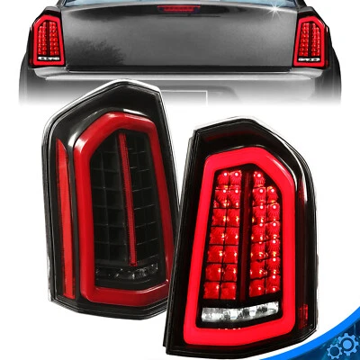 适用于 2011 - 14 克莱斯勒 300 轿车黑色全 LED 尾灯驱动器和乘客侧 — 第 1/4 张图片