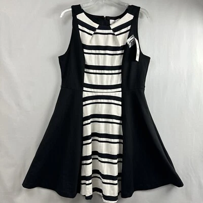 Elle Dress Womens Sz 14 Fit Flare Sleeveless Zip Skater NEW Black White - Image 1 of 4