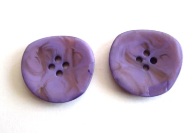 2/pieza Botones Tamaño Grande Diámetro = 7/8" (23mm) Púrpura 4 Agujeros Formas Irregulares Foto 1 de 4