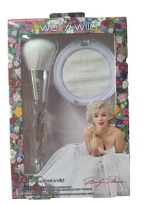  Wet N Wild Marilyn Monroe Clarifying Finishing powder & Brush set Limited  - Picture 1 of 5