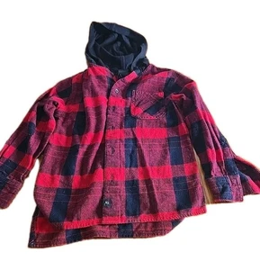 Jungen Art Class kariertes rot-schwarzes Flanellhemd mit Kapuze Gr. XS 4/5 - Bild 1 von 4