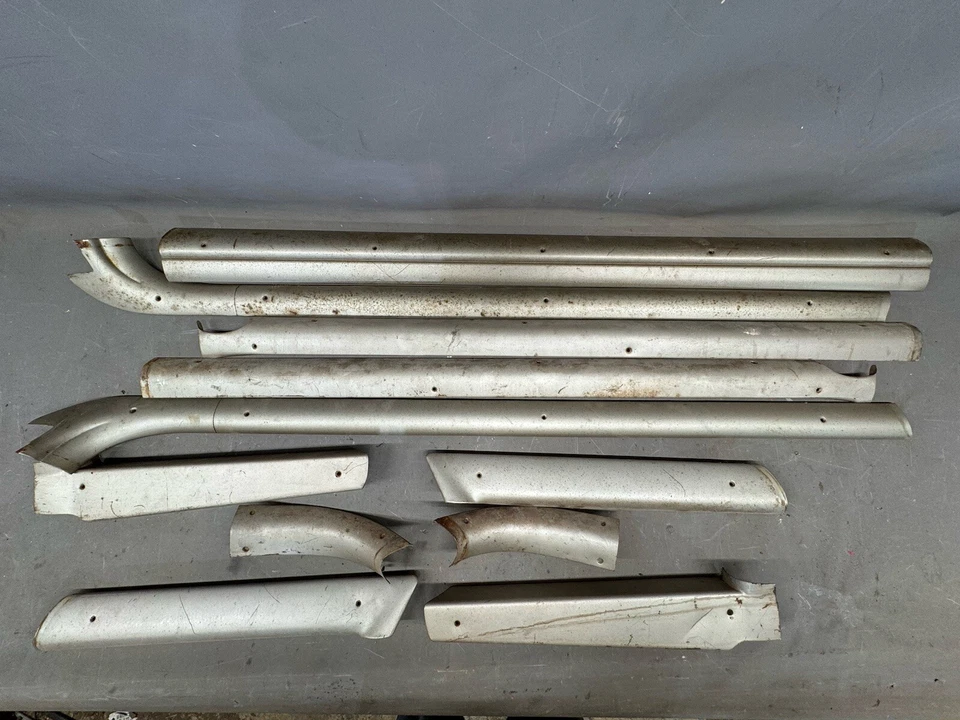 1963-1964 Ford Galaxie Station Wagon Back Window Cargo Glass Trim Molding Pillar - Image 1 of 4