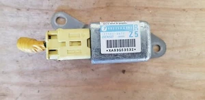 Subaru Legacy IV SRS SENSOR FRONT RIGHT 98235AG001 X24H - Imagen 1 de 2