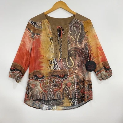 Blusa feminina azul francesa tamanho pequeno PS marrom tribal camurça acabamento enfeitada - Imagem 1 de 4