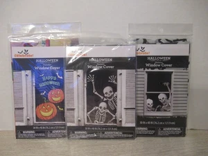 ¡Manera de celebrar! Cubiertas de ventana de Halloween (calabazas y esqueletos) (30" x 48") - Imagen 1 de 3