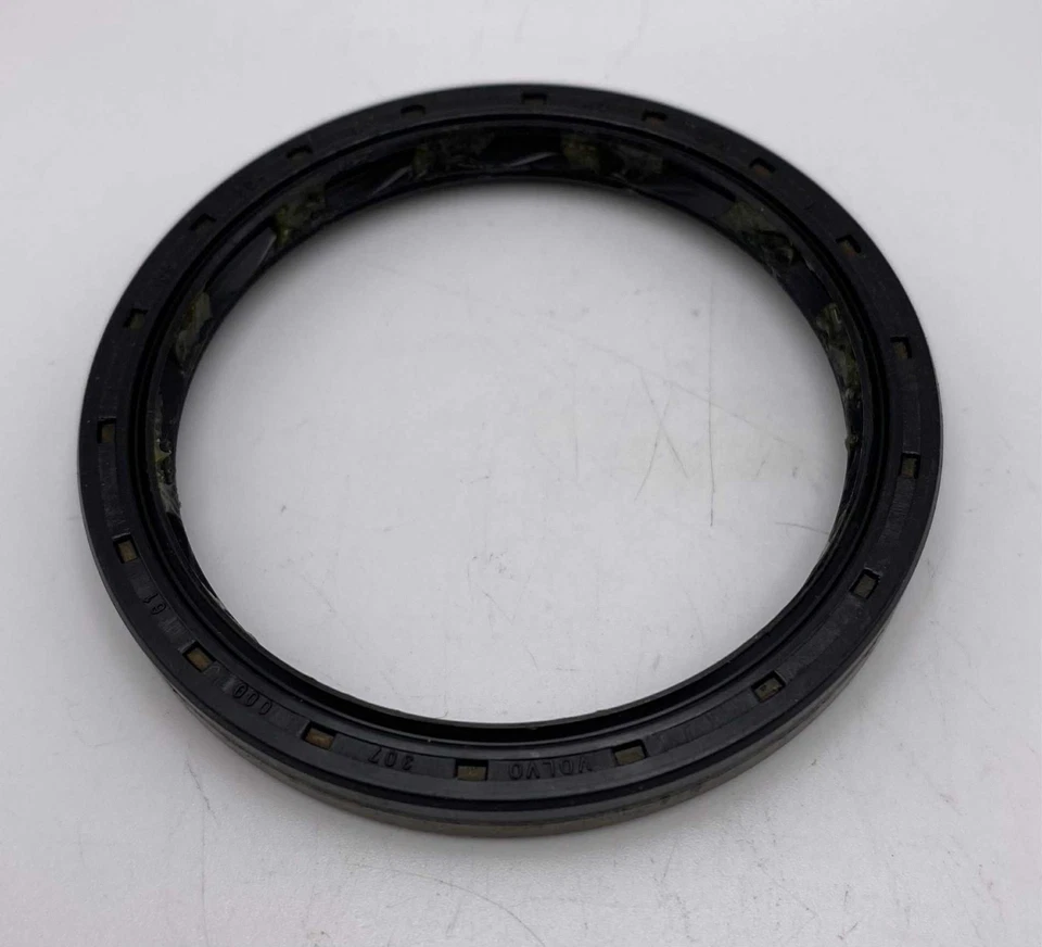 Genuine Ford Kuga Mk1 Transfer Case L/H Outer Seal - 1543166 / 8V417H429BA - Image 1 of 1
