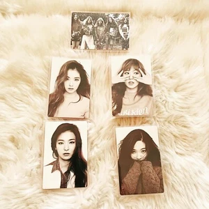 Red Velvet 2016 Season Greeting OFFICIAL Limited Edition PHOTOCARD SET (5 pcs) - Picture 1 of 5