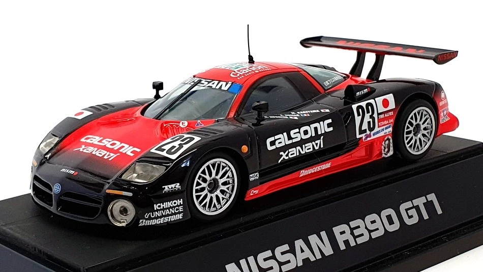 Tamiya escala 1/43 23506 - Nissan R390 GT1 #23 Le Mans - rojo/negro Foto 1 de 4