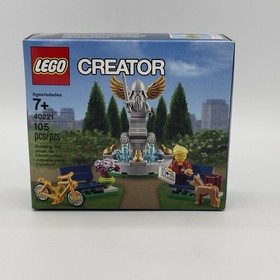 LEGO 40221 Creator Fountain | Retired | New & Sealed