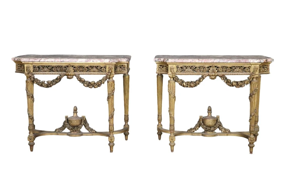 Par de mesas consola Luis XVI con tapa de mármol de fina calidad alrededor de 1870 Foto 1 de 4