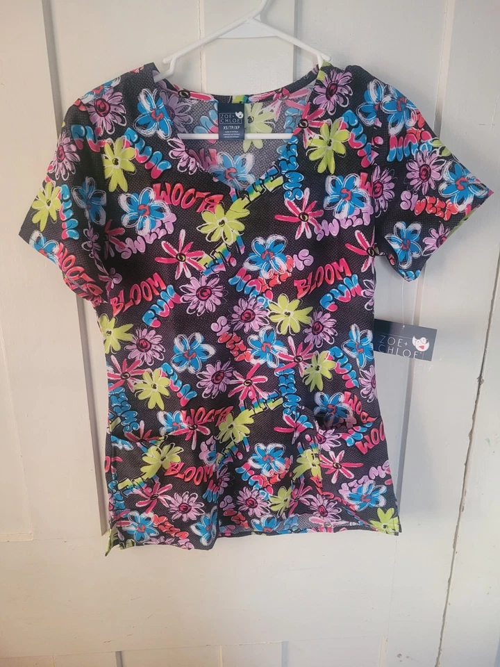Zoe + Chloe Bloom Flower Scrub Top Womens Size Extra Small  XS NWT - Image 1 of 1