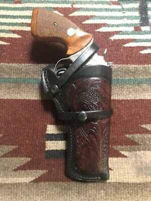 Fits Taurus 66 Smith & Wesson 19 686 586 4" Leather Field Holster Floral Scroll - Image 1 of 4